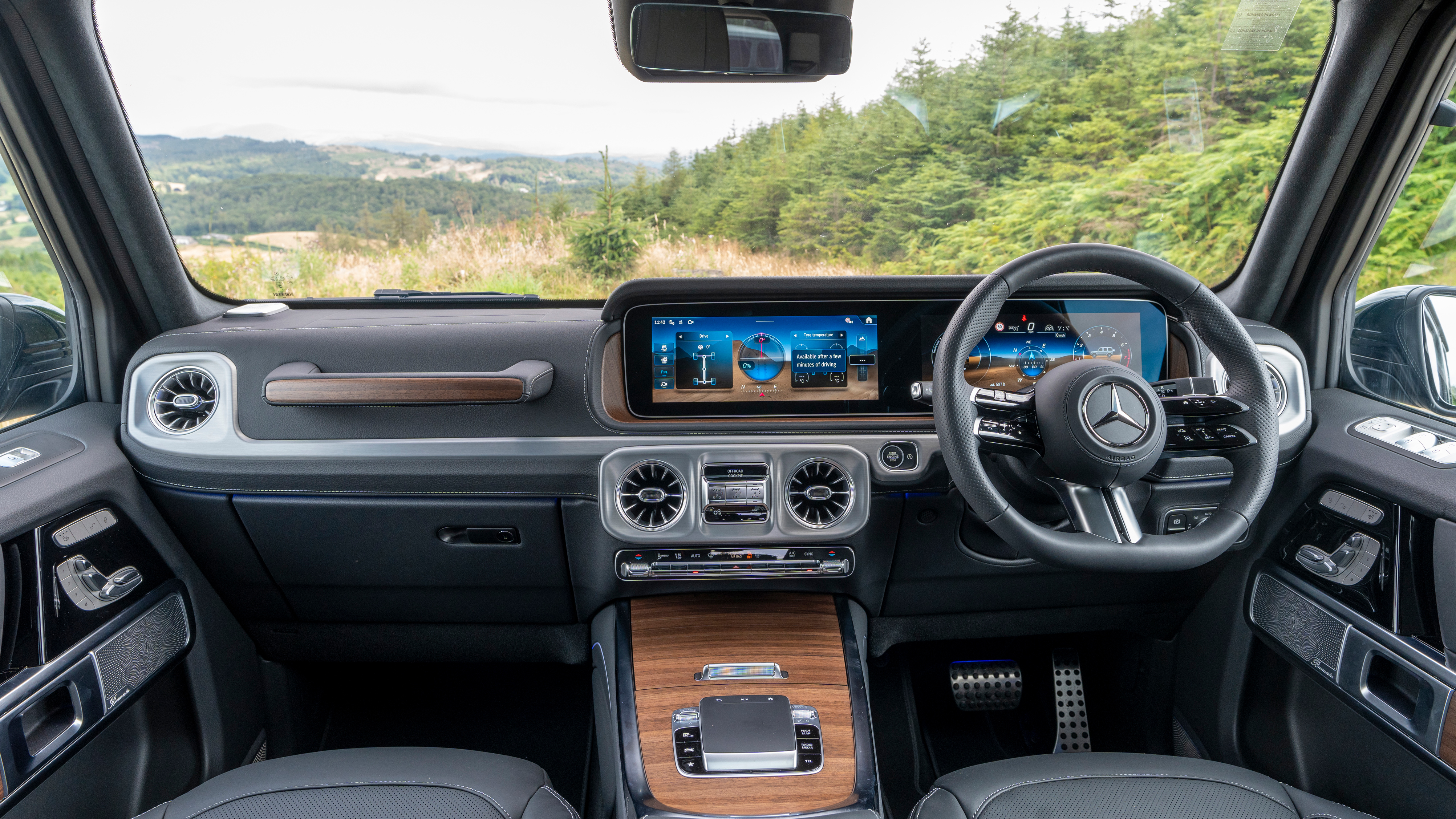 Mercedes G-class