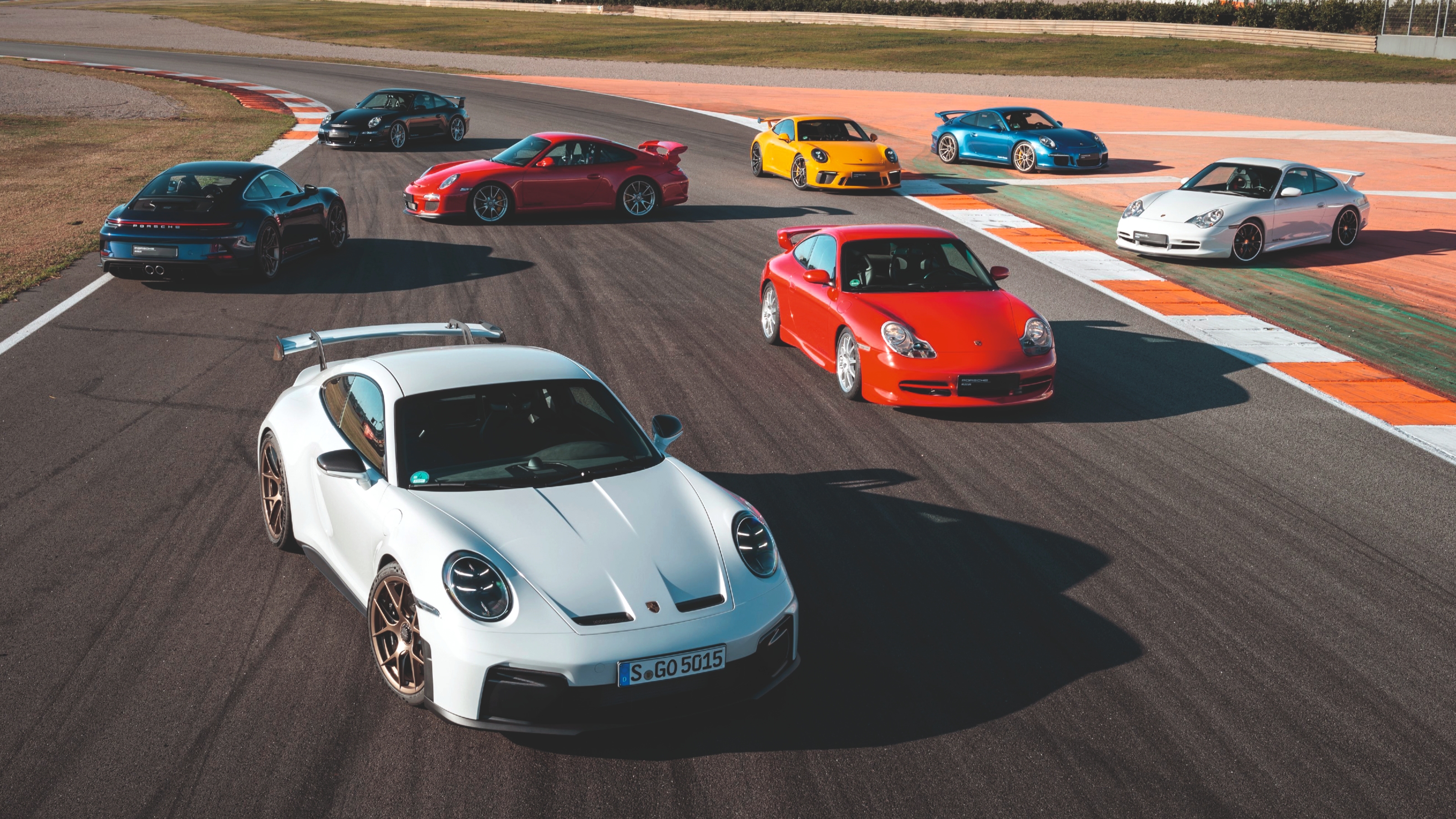 911 GT3s