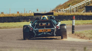 Ariel Atom 4R v Ariel Nomad 2