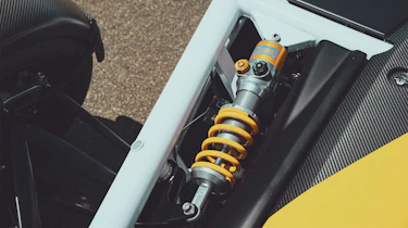 Ariel Atom 4R v Ariel Nomad 2