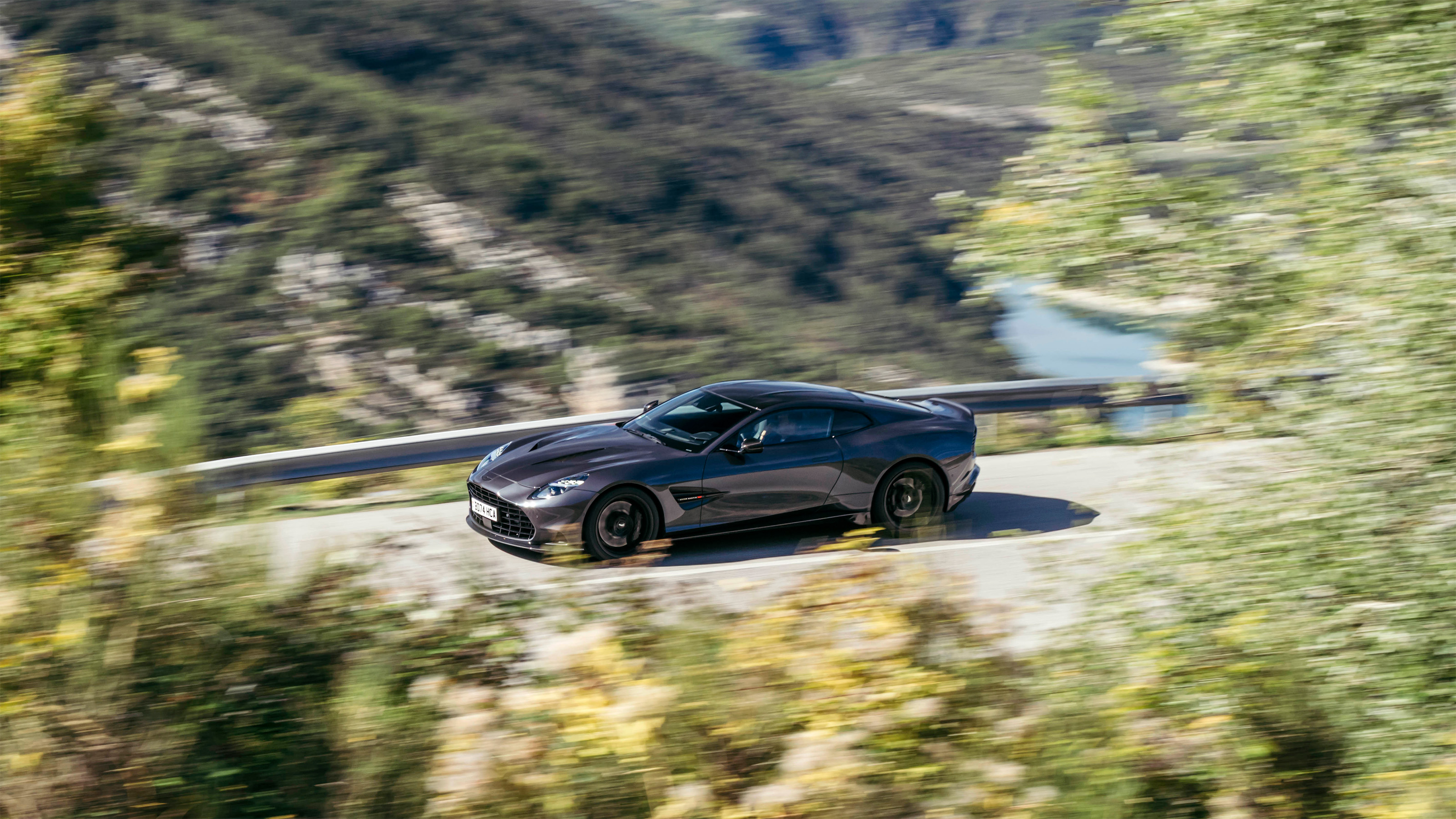 Aston Martin Vanquish