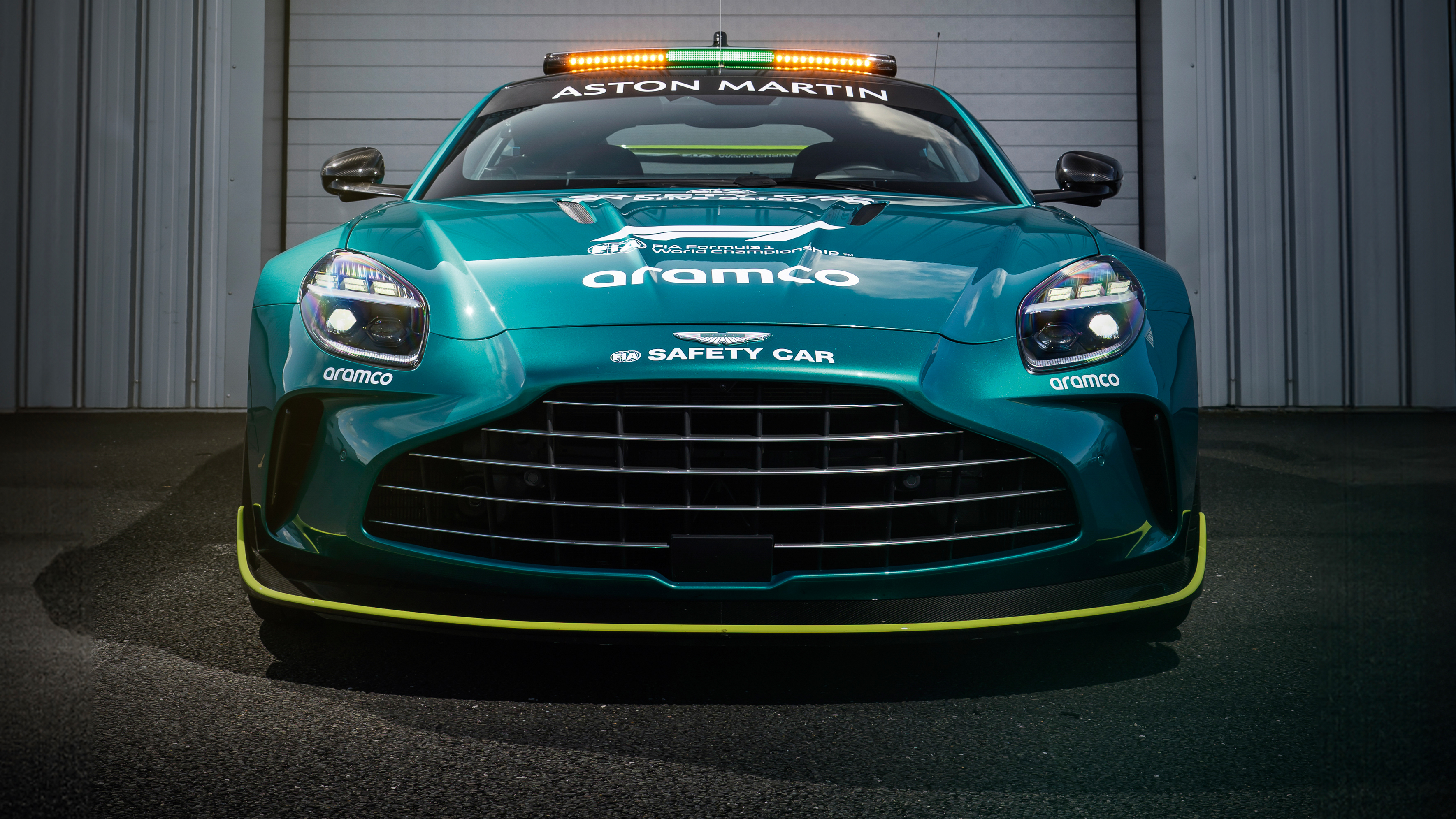 Aston Martin Vantage F1 safety car