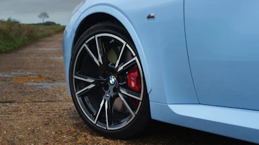 BMW M240i xDrive – wheel