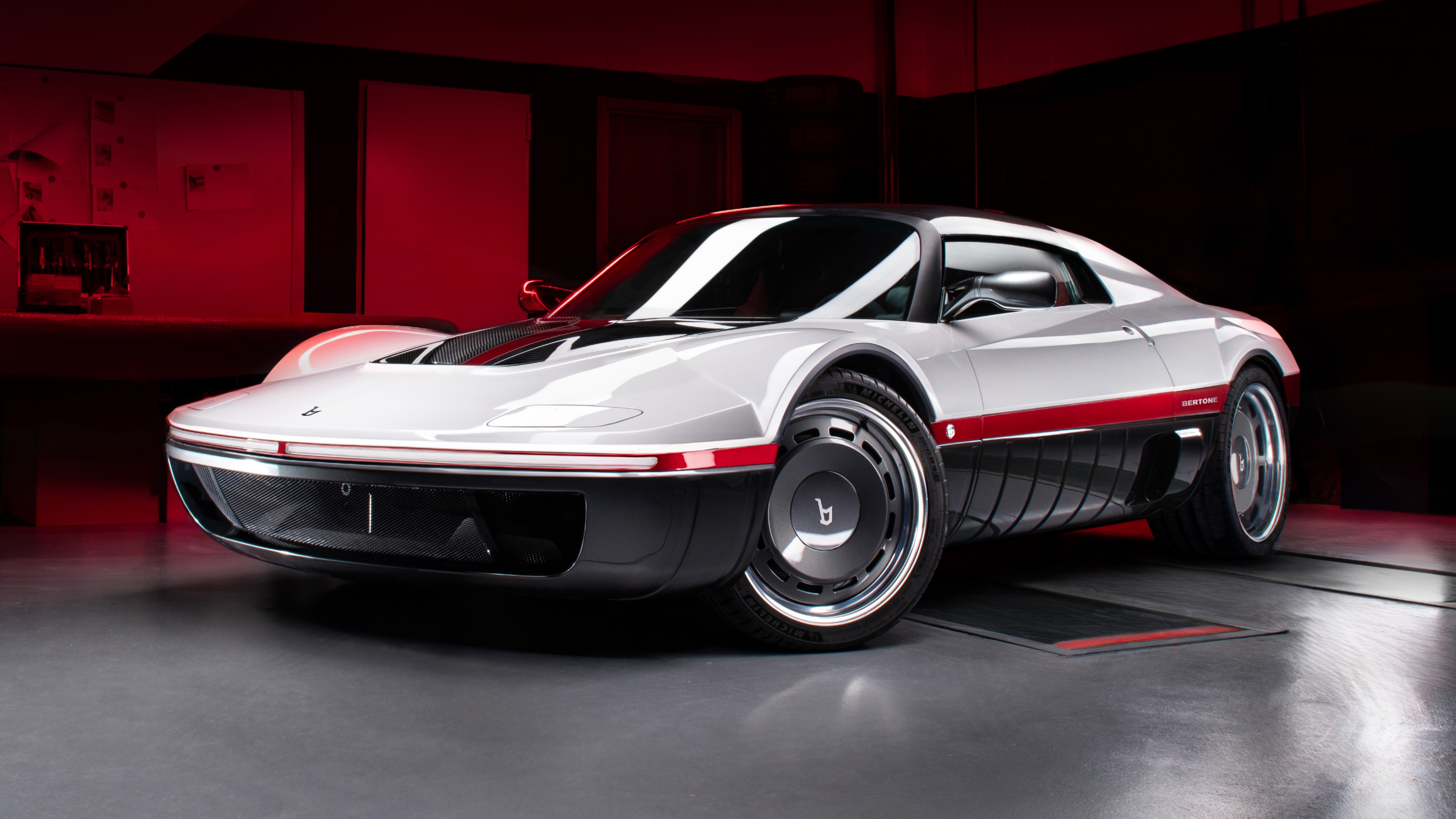 Bertone Runabout