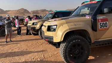 Defender Dakar D7X R