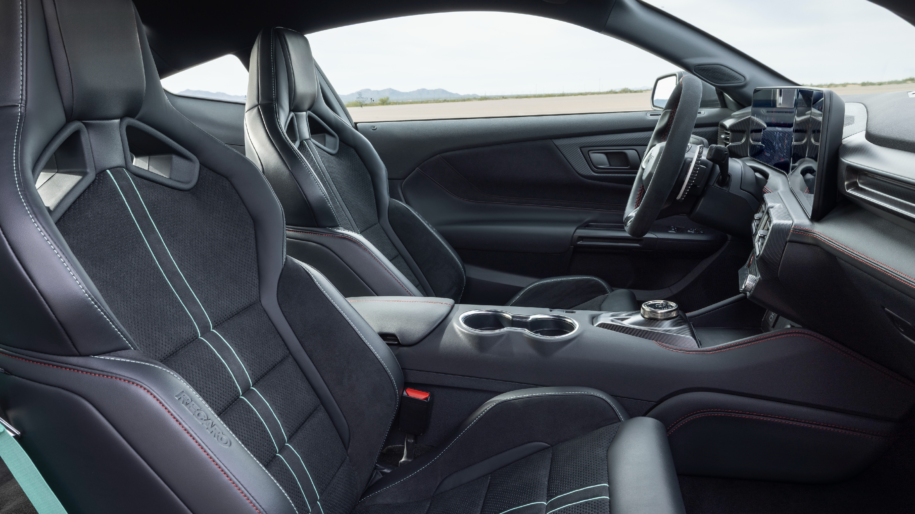 Ford Mustang Dark Horse SC