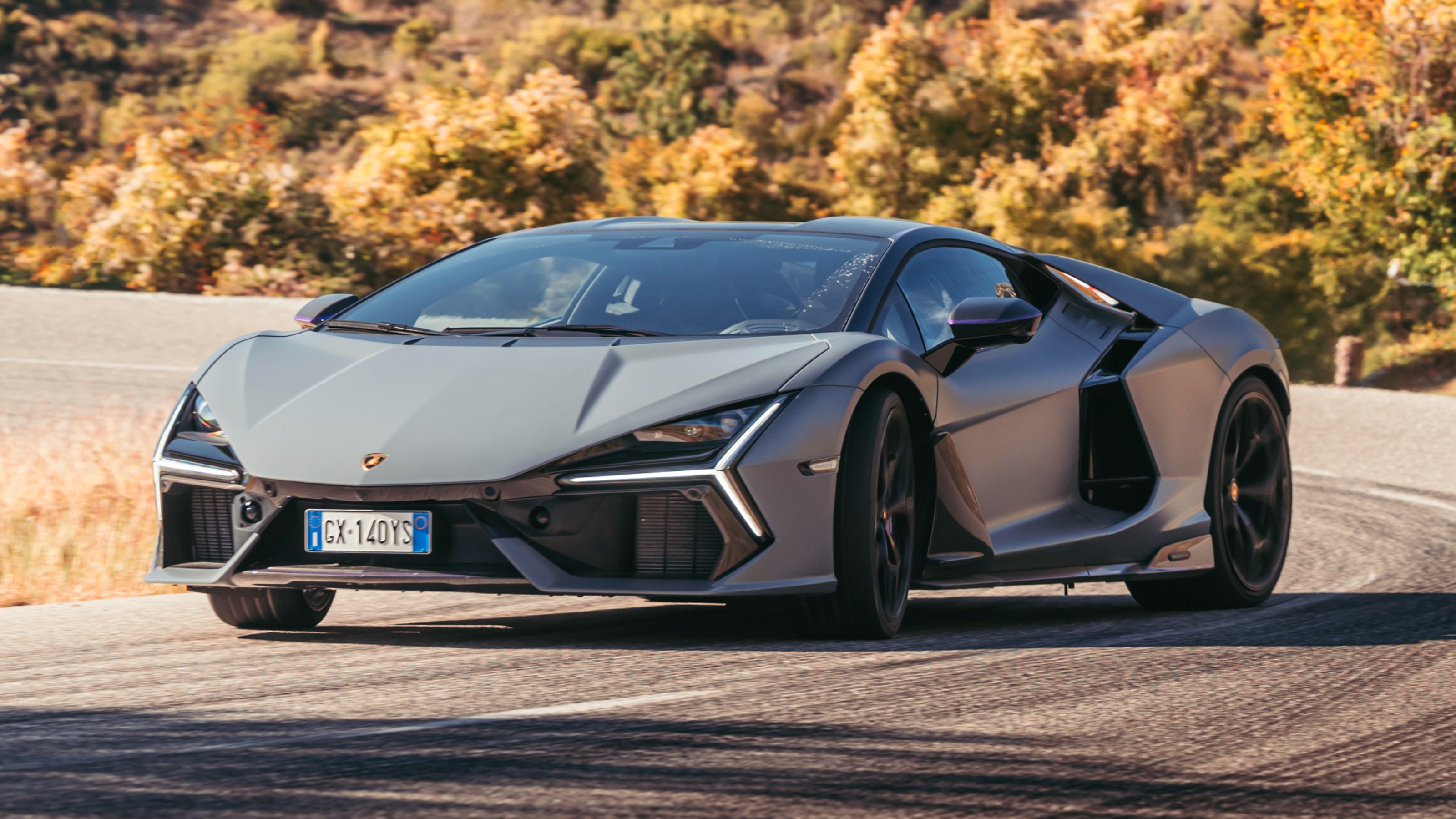 Lamborghini Revuelto