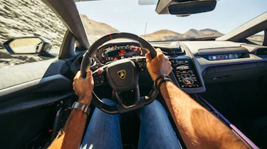 Lamborghini Revuelto