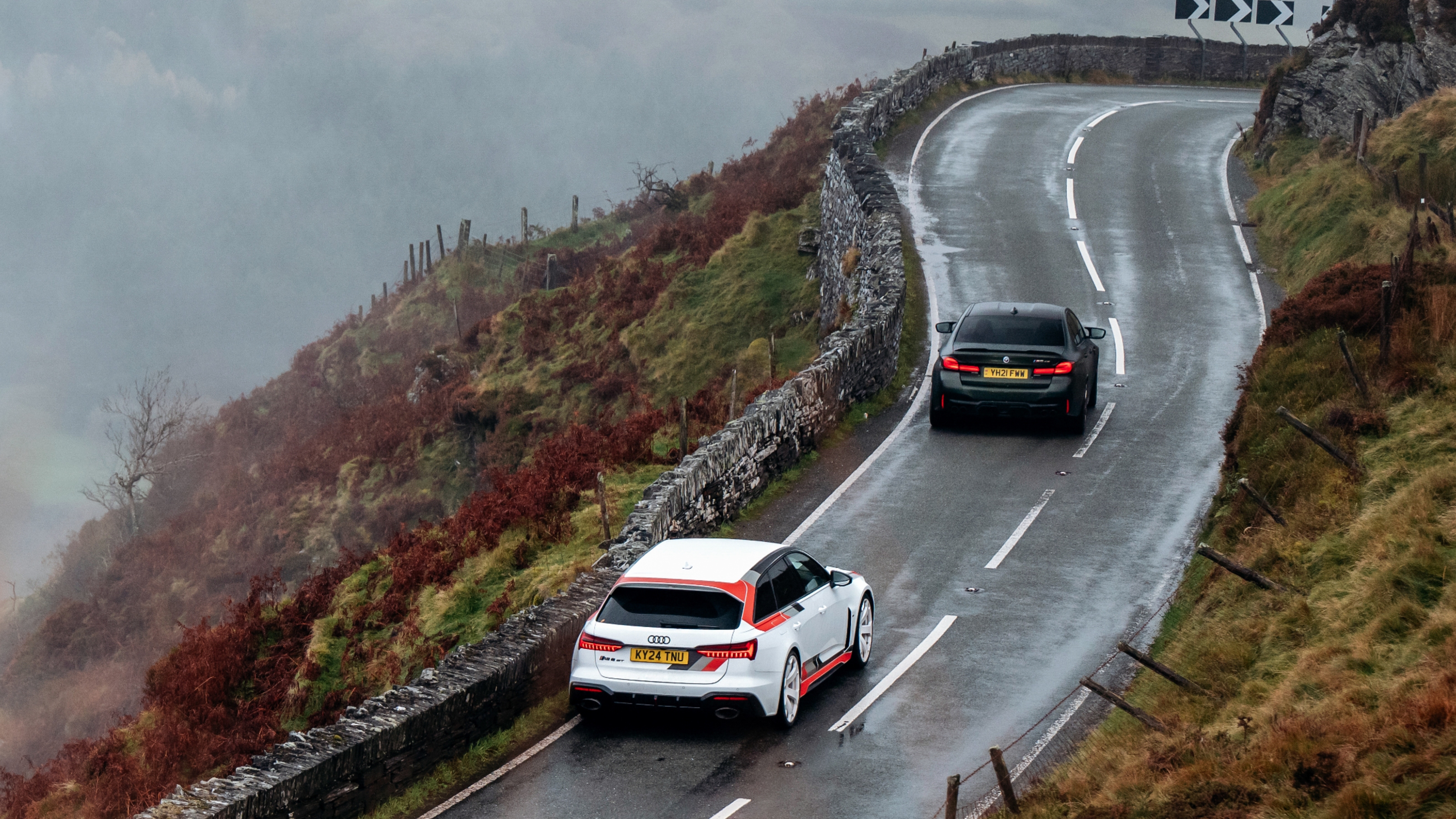 BMW M5 CS v Audi RS6 GT