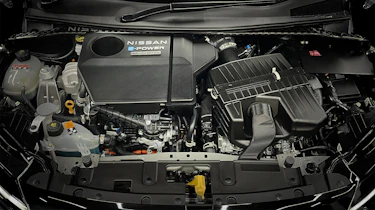 Nissan Aura Nismo RS – engine