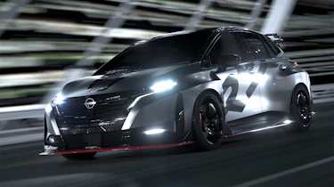 Nissan Aura Nismo RS – front