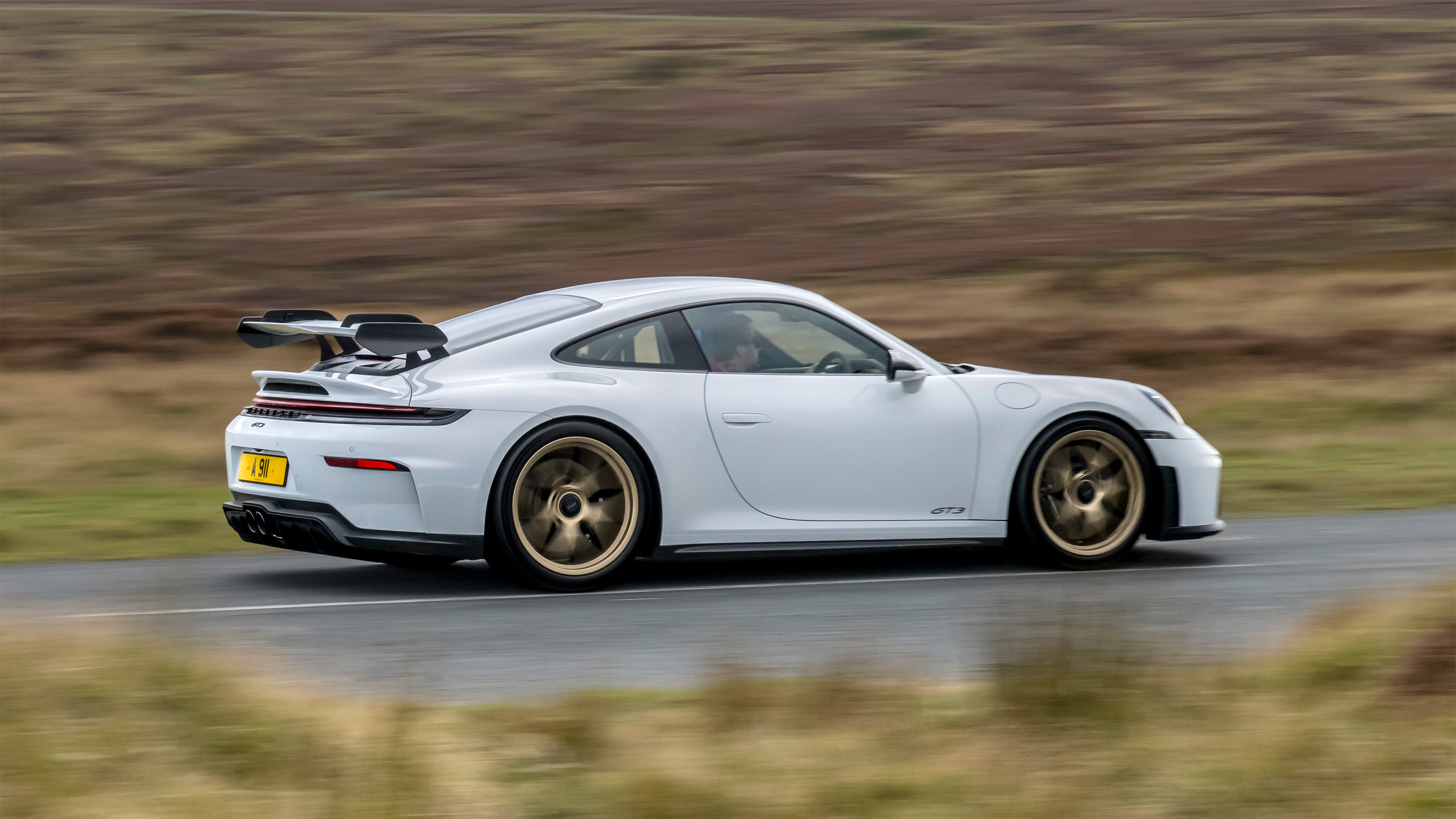 Porsche 911 GT3 – side