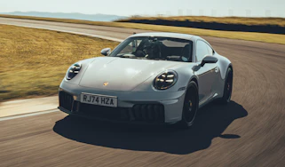 Porsche 911 GTS – front