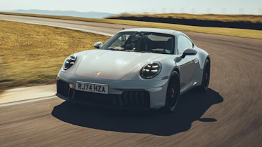 Porsche 911 GTS – front