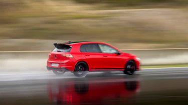 Volkswagen Golf GTI Edition 50 – rear