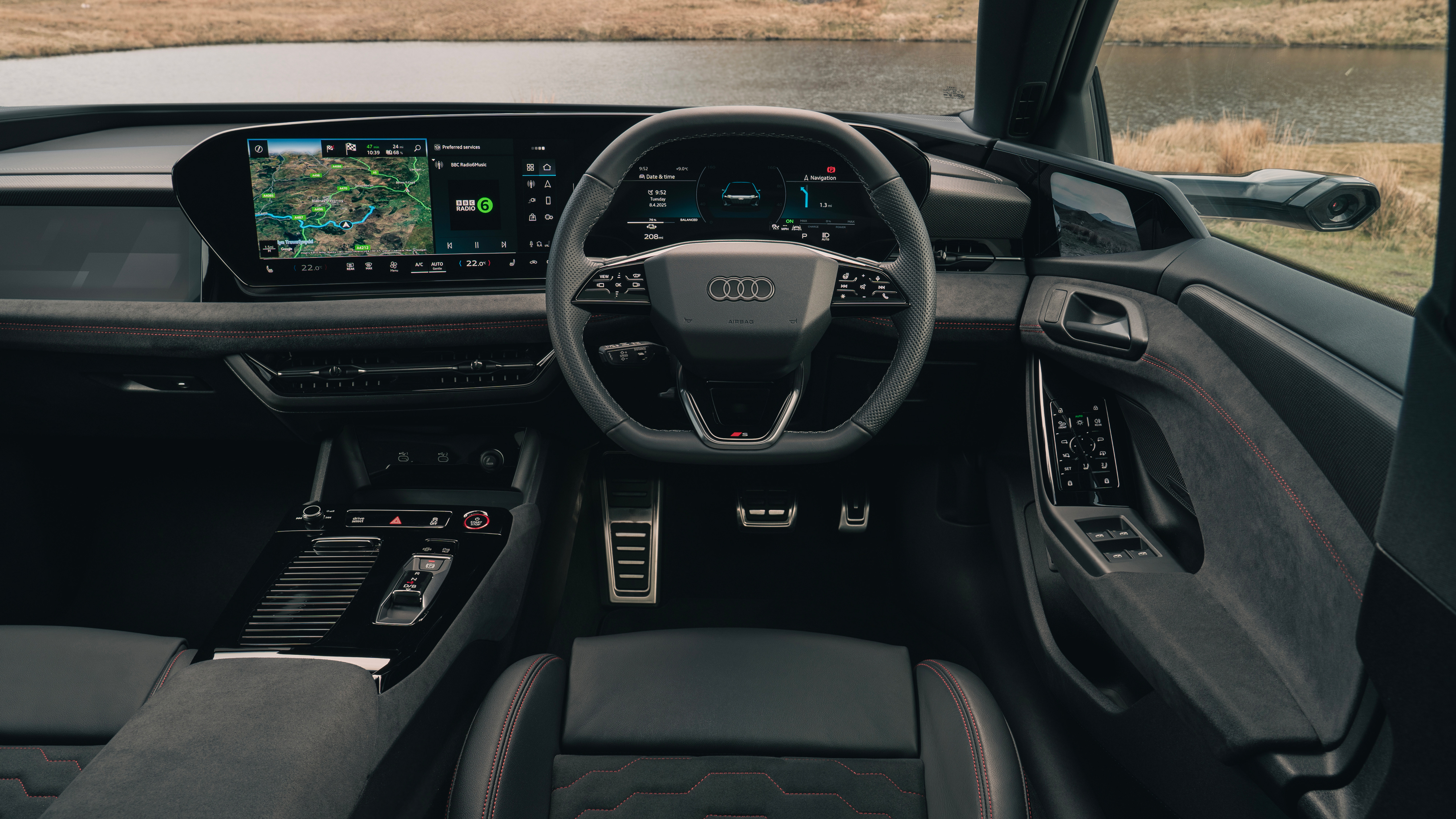 Audi A6 e tron