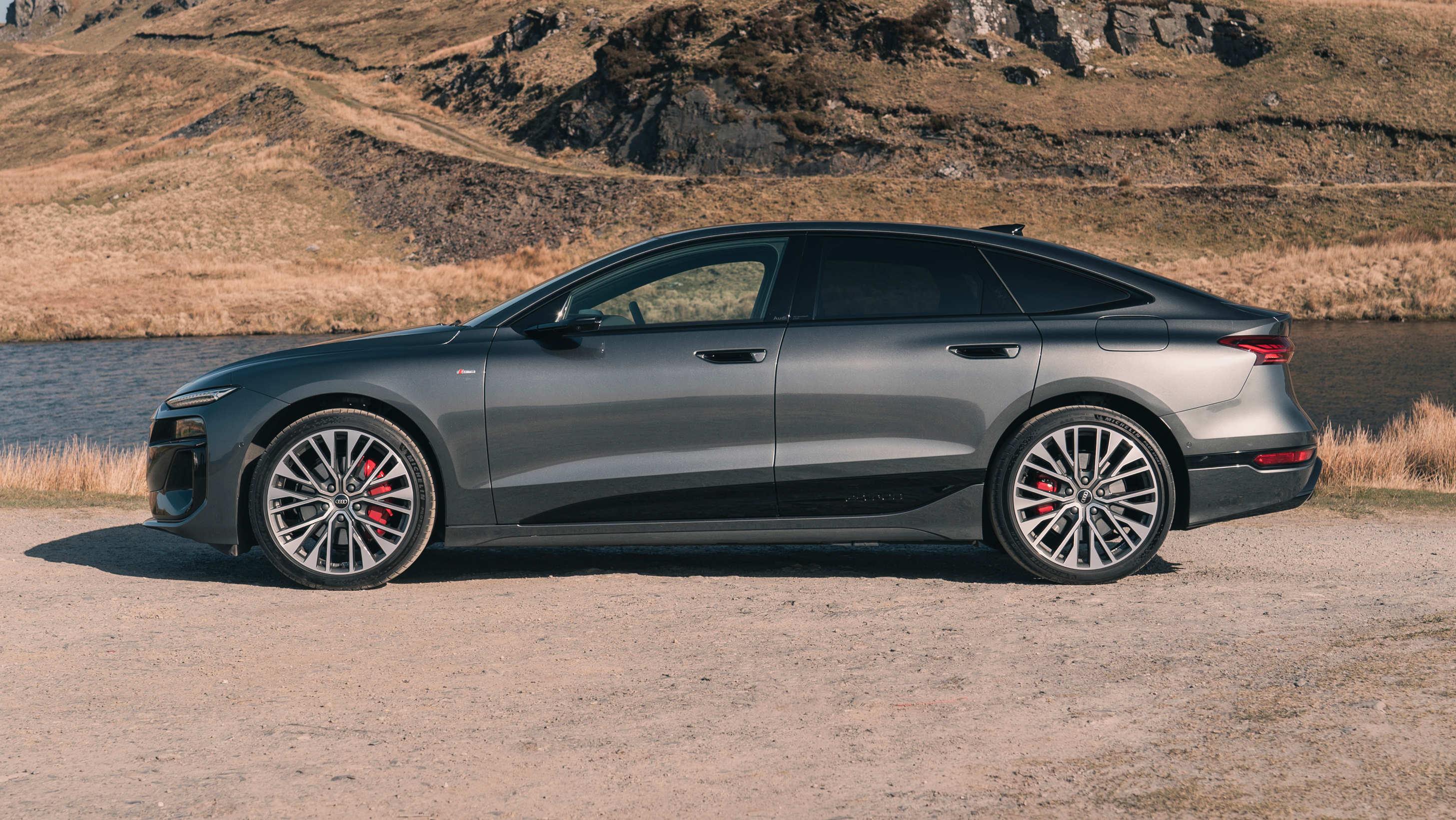 Audi A6 e tron