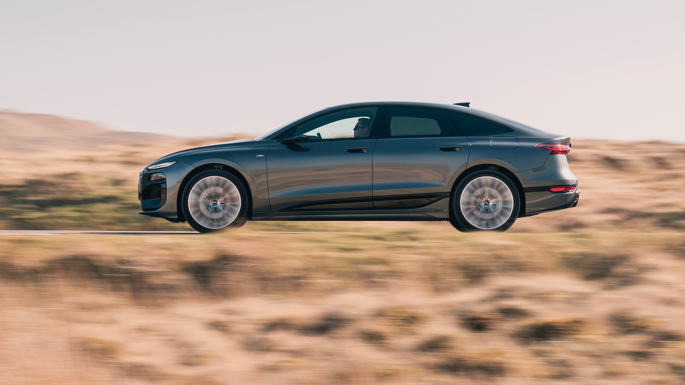 Audi A6 e tron