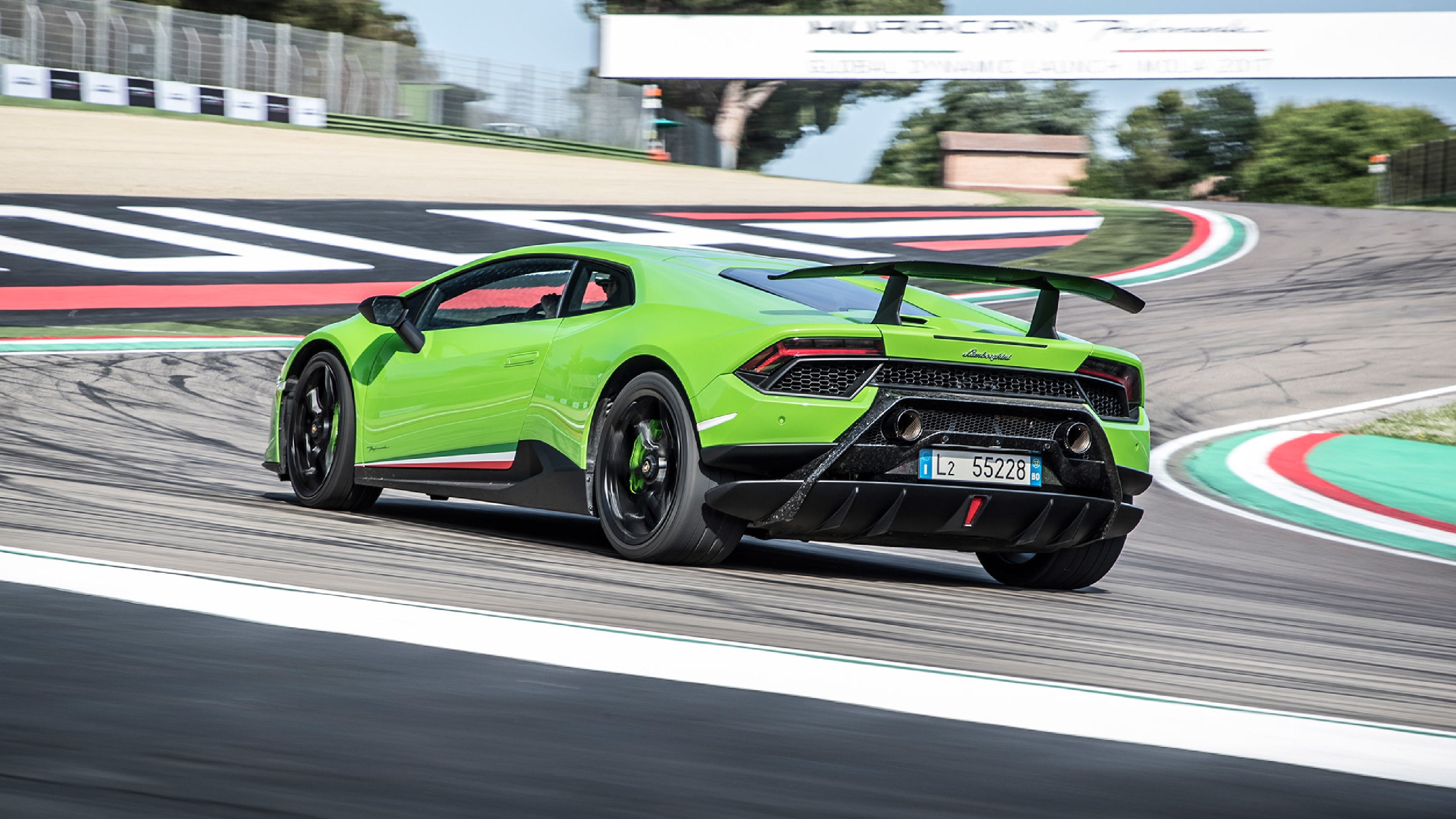 Lamborghini Huracán Performante rear