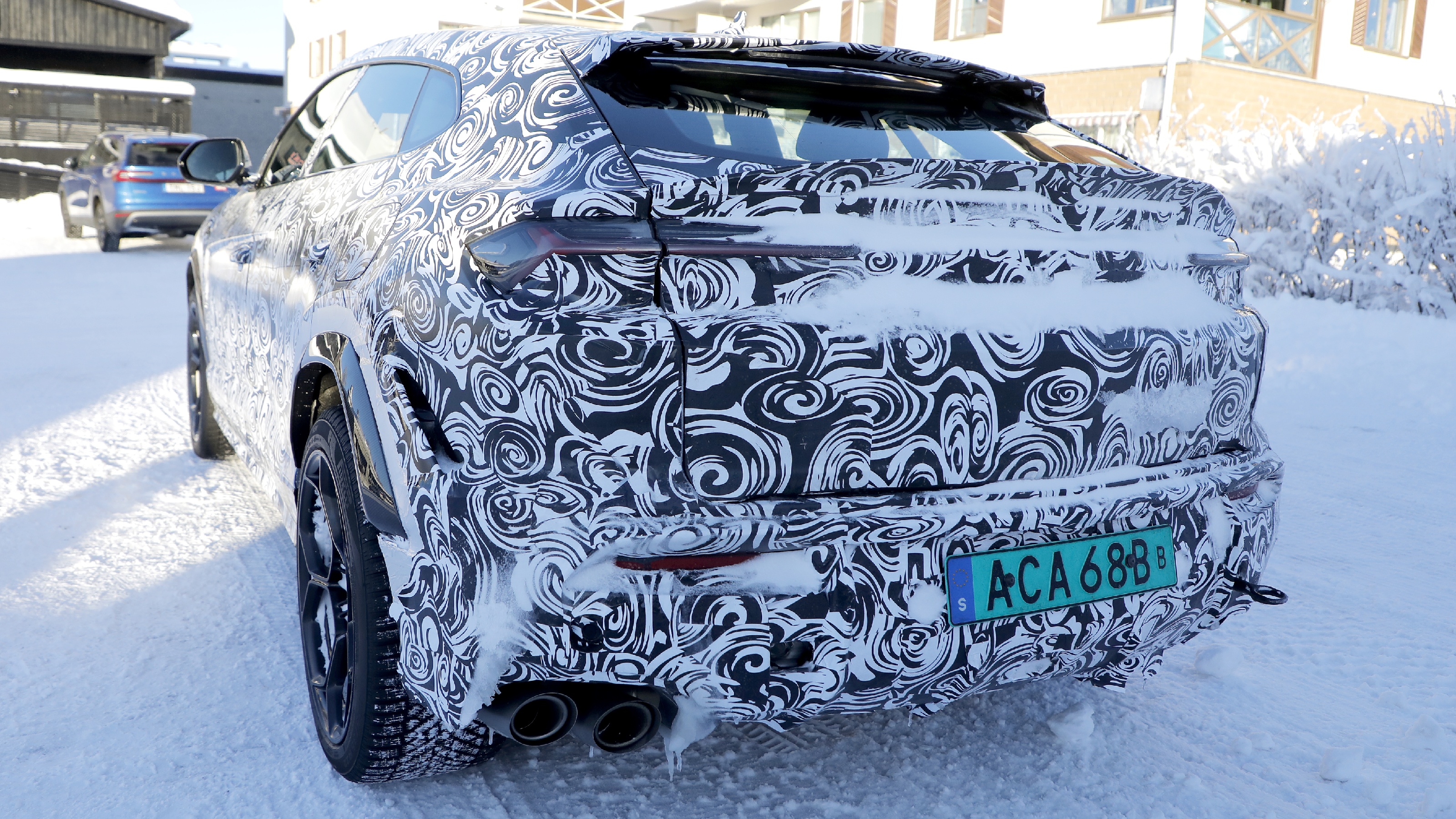 Lamborghini Urus SE Performante prototype rear