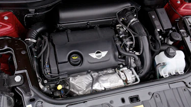 Mini Paceman engine
