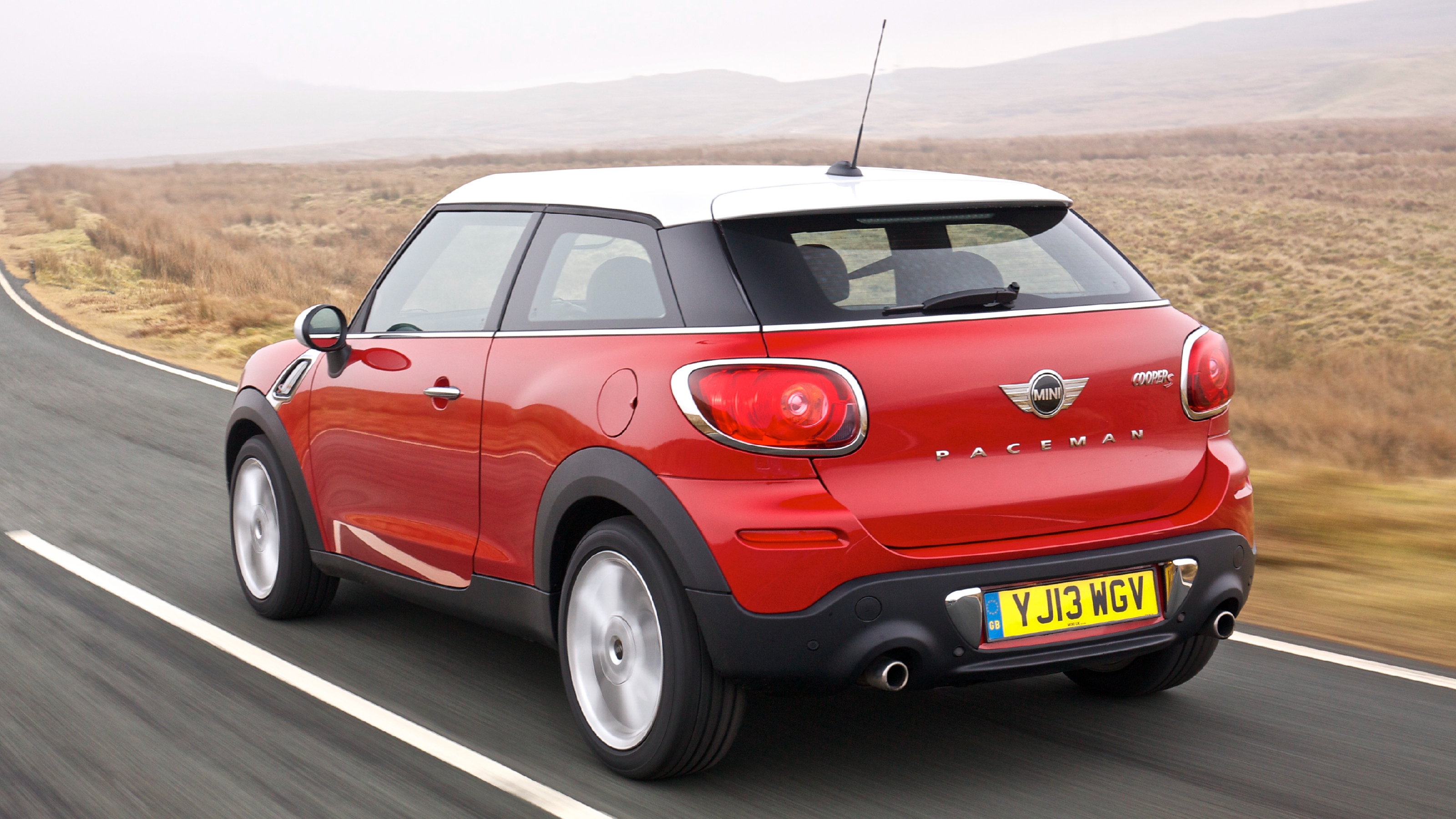 Mini Paceman rear