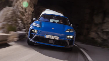 Porsche Macan GTS Electric – front