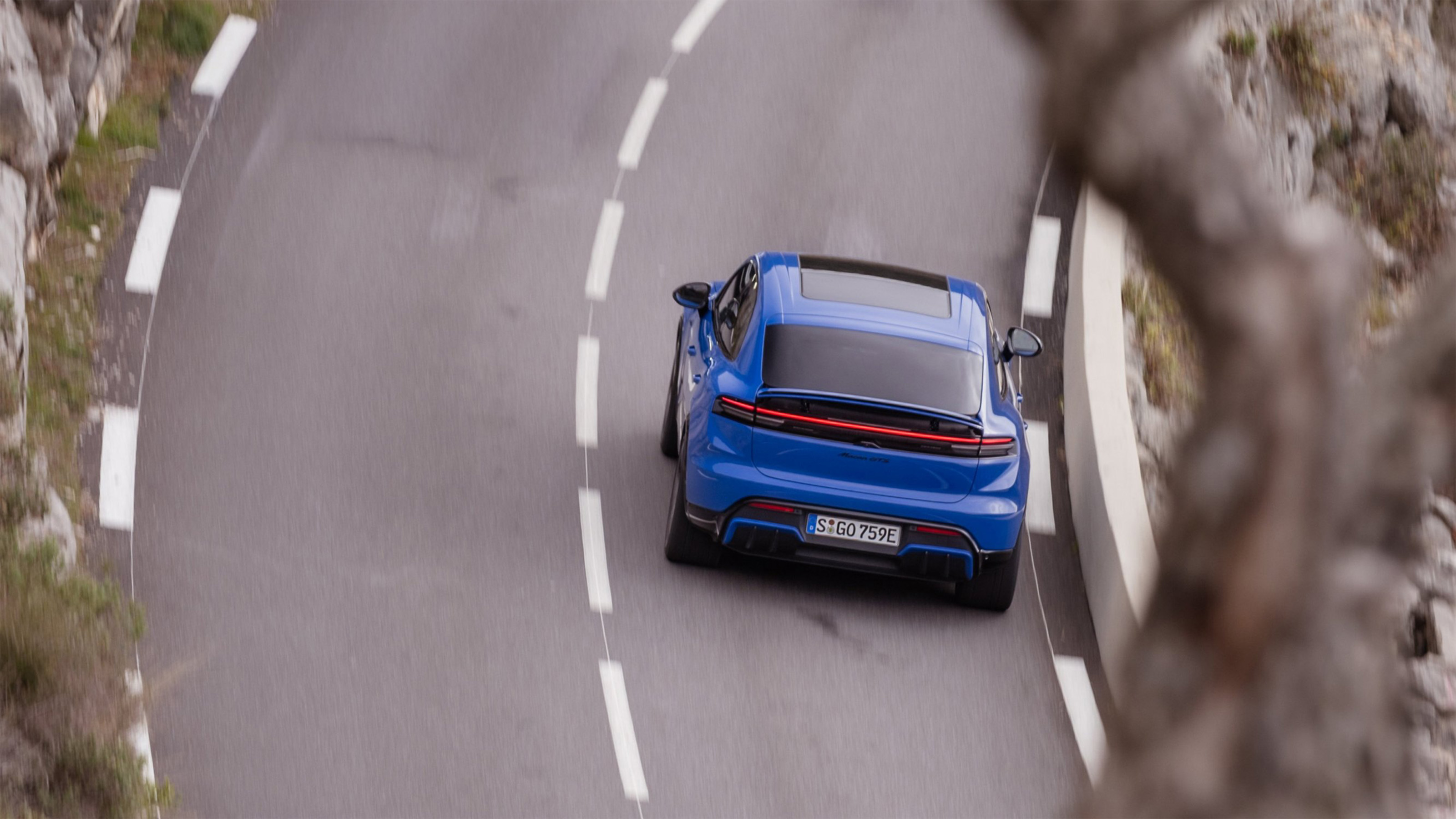 Porsche Macan GTS Electric – rear