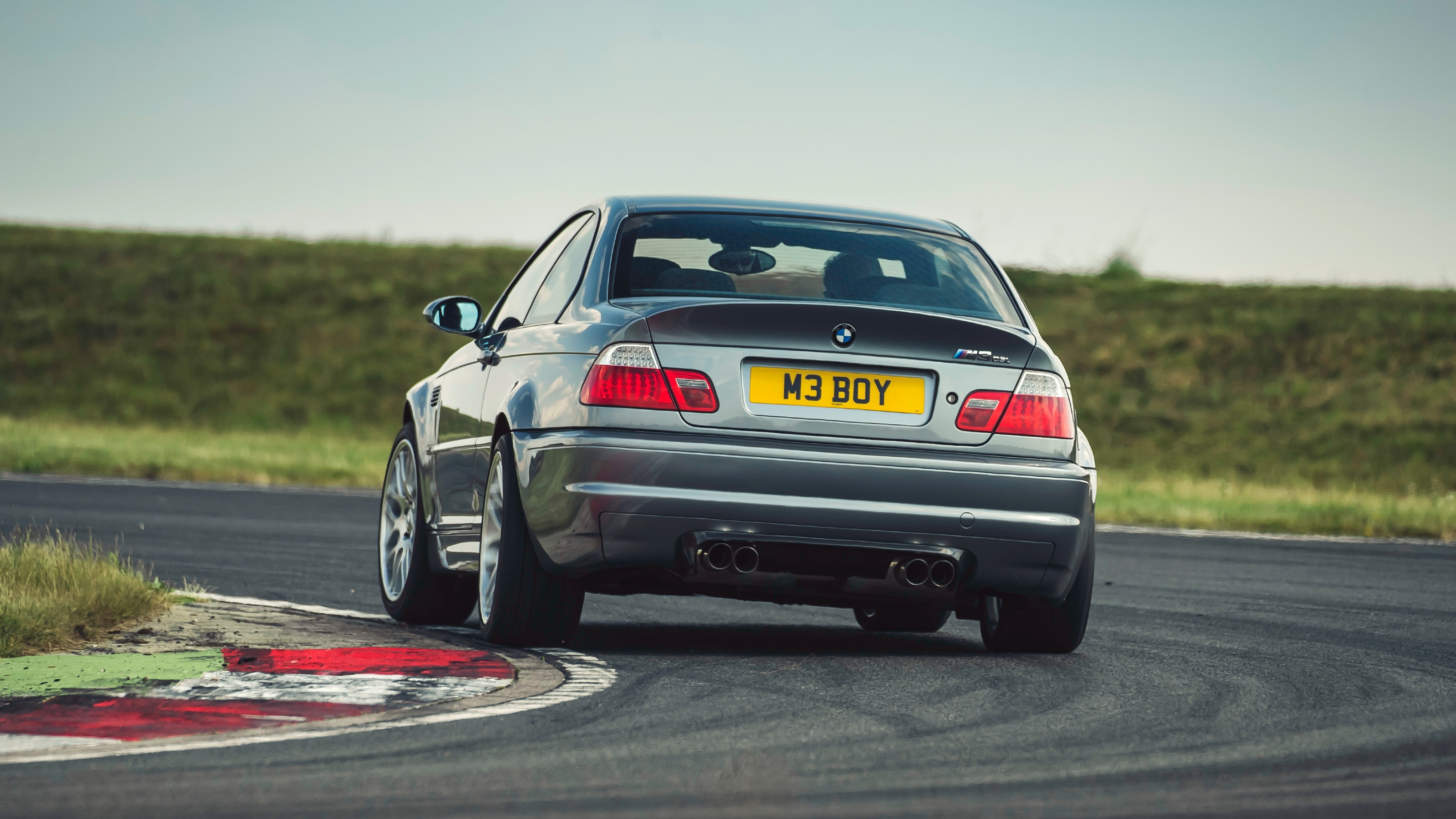 BMW M3 CSL