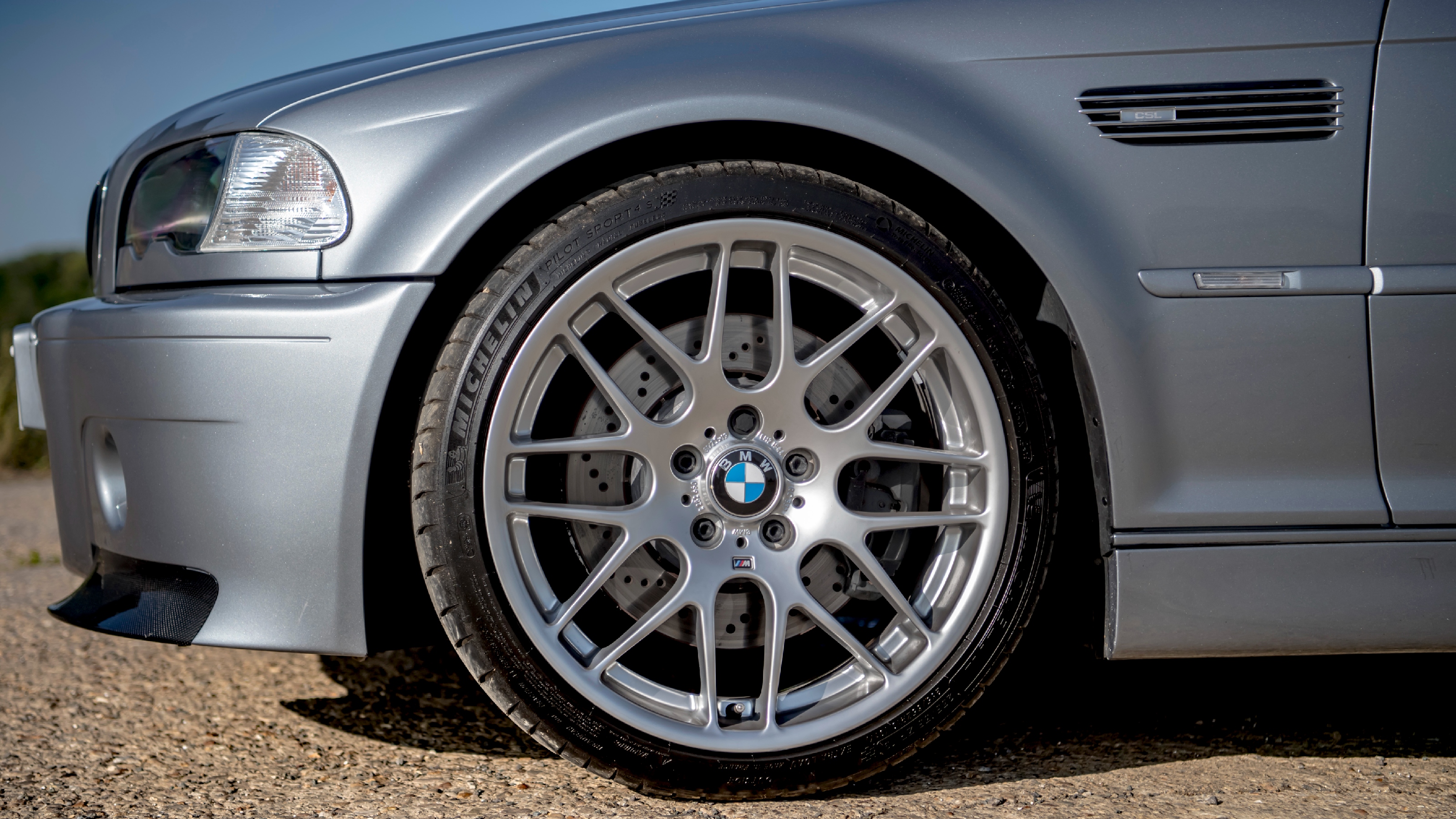 BMW M3 CSL