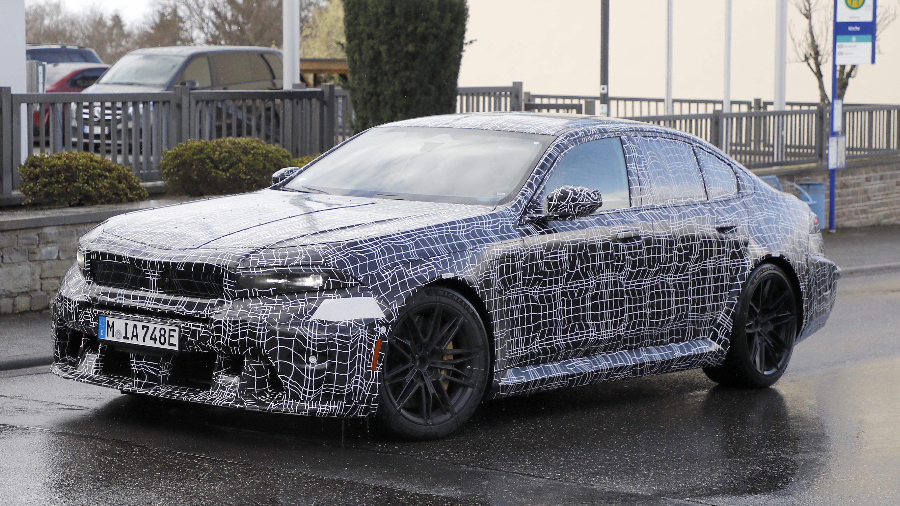 BMW M5 facelift 2027