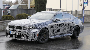 BMW M5 facelift 2027