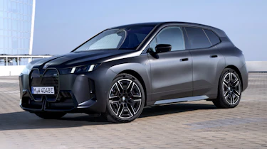 BMW iX M70