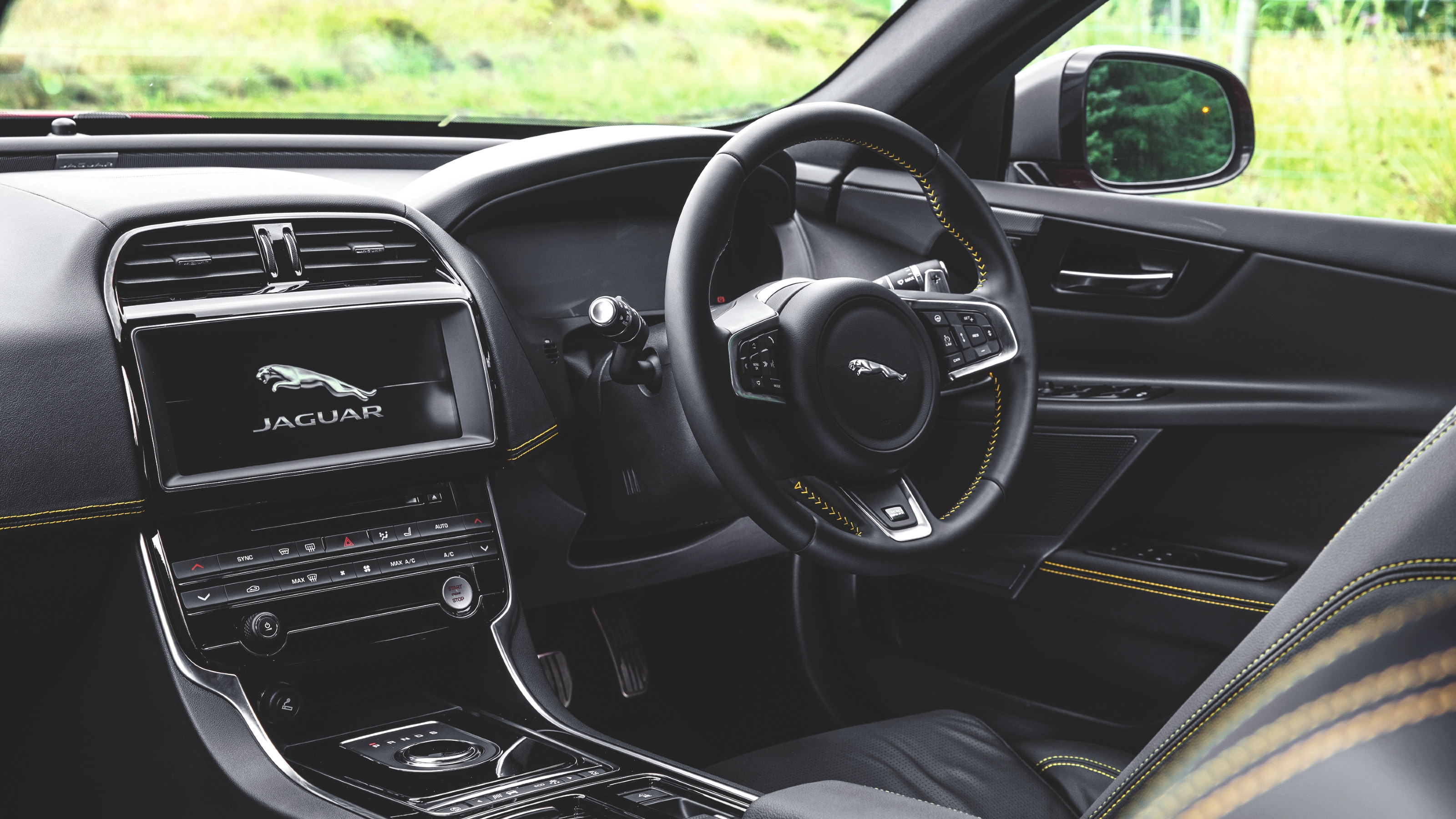Jaguar XE interior