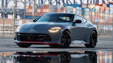 Nissan Z Nismo manual