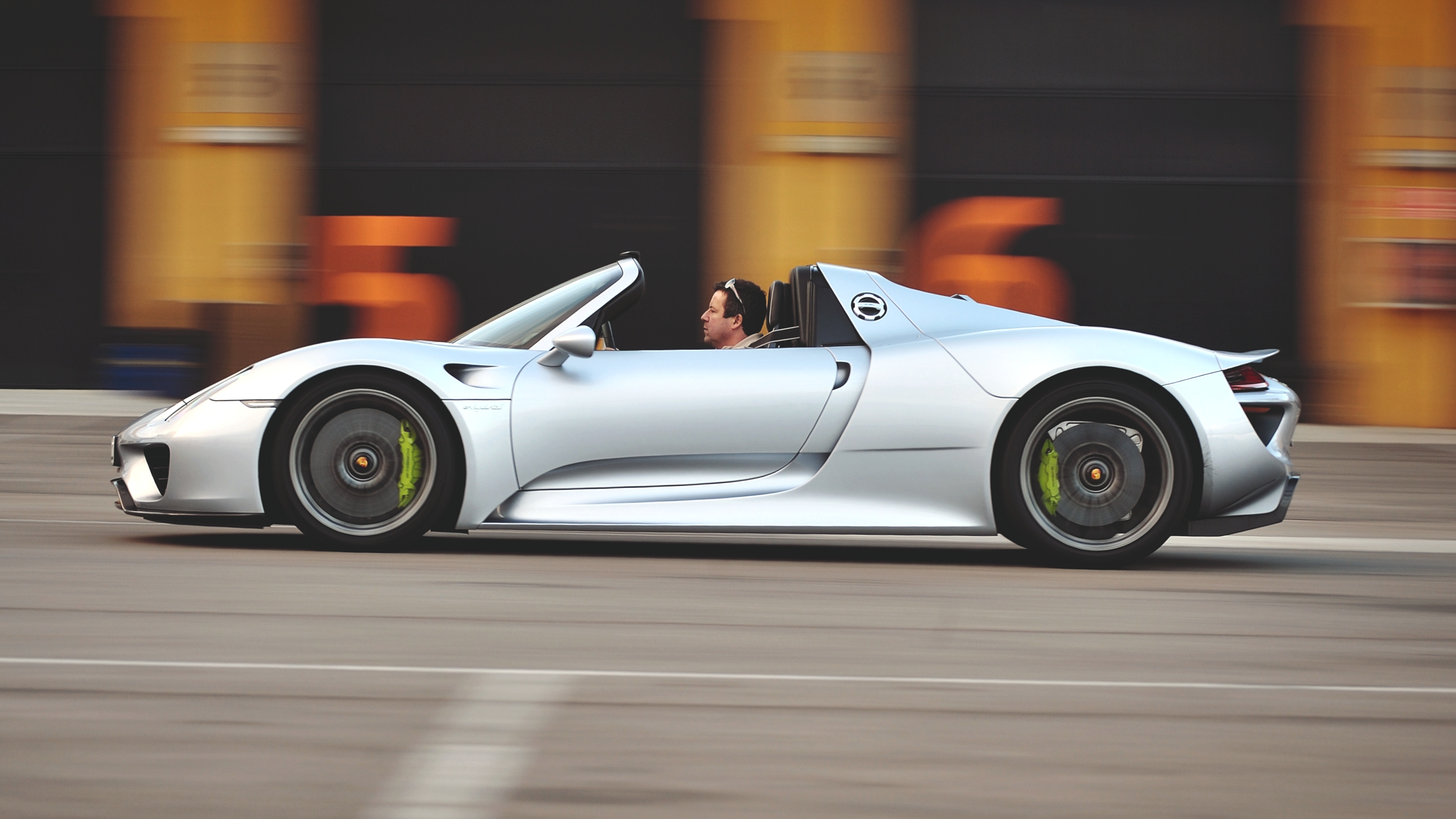 Porsche supercar