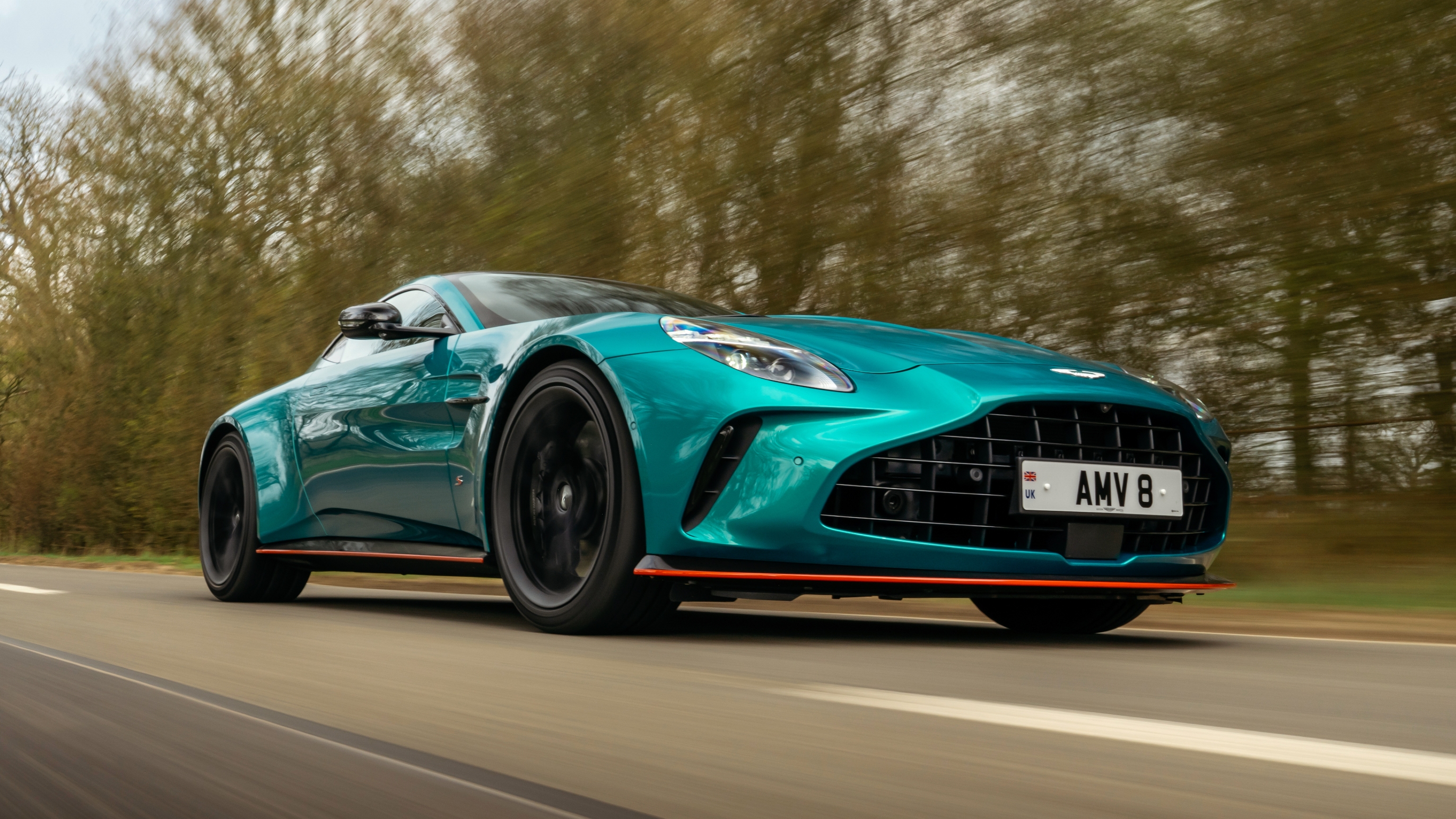 Aston Martin Vantage S front