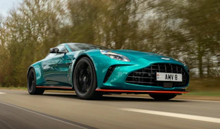 Aston Martin Vantage S front