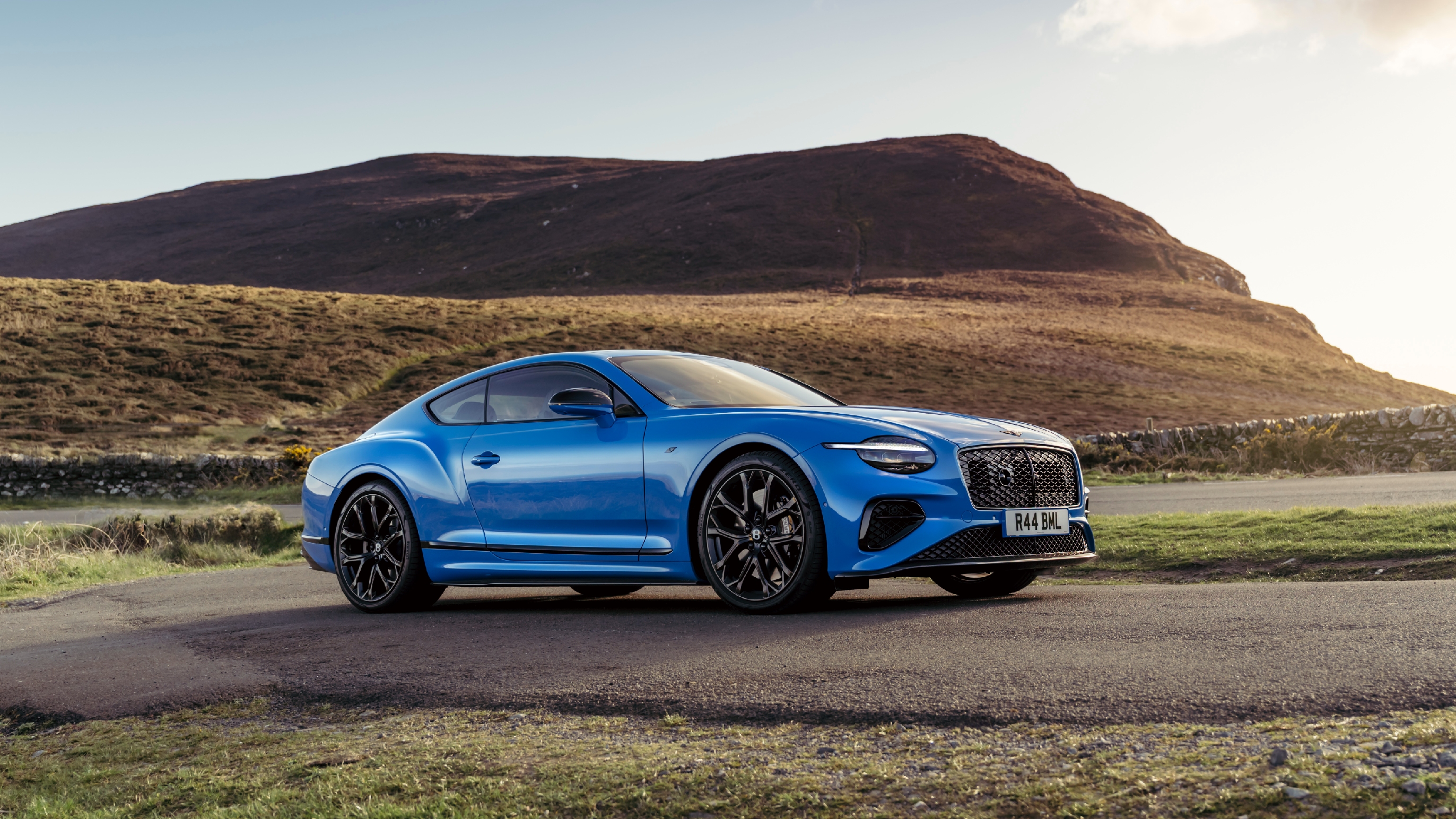 Bentley Continental GT S front