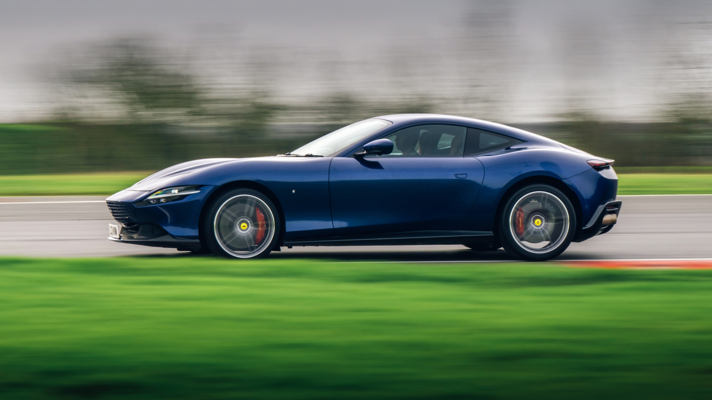 Ferrari Roma front