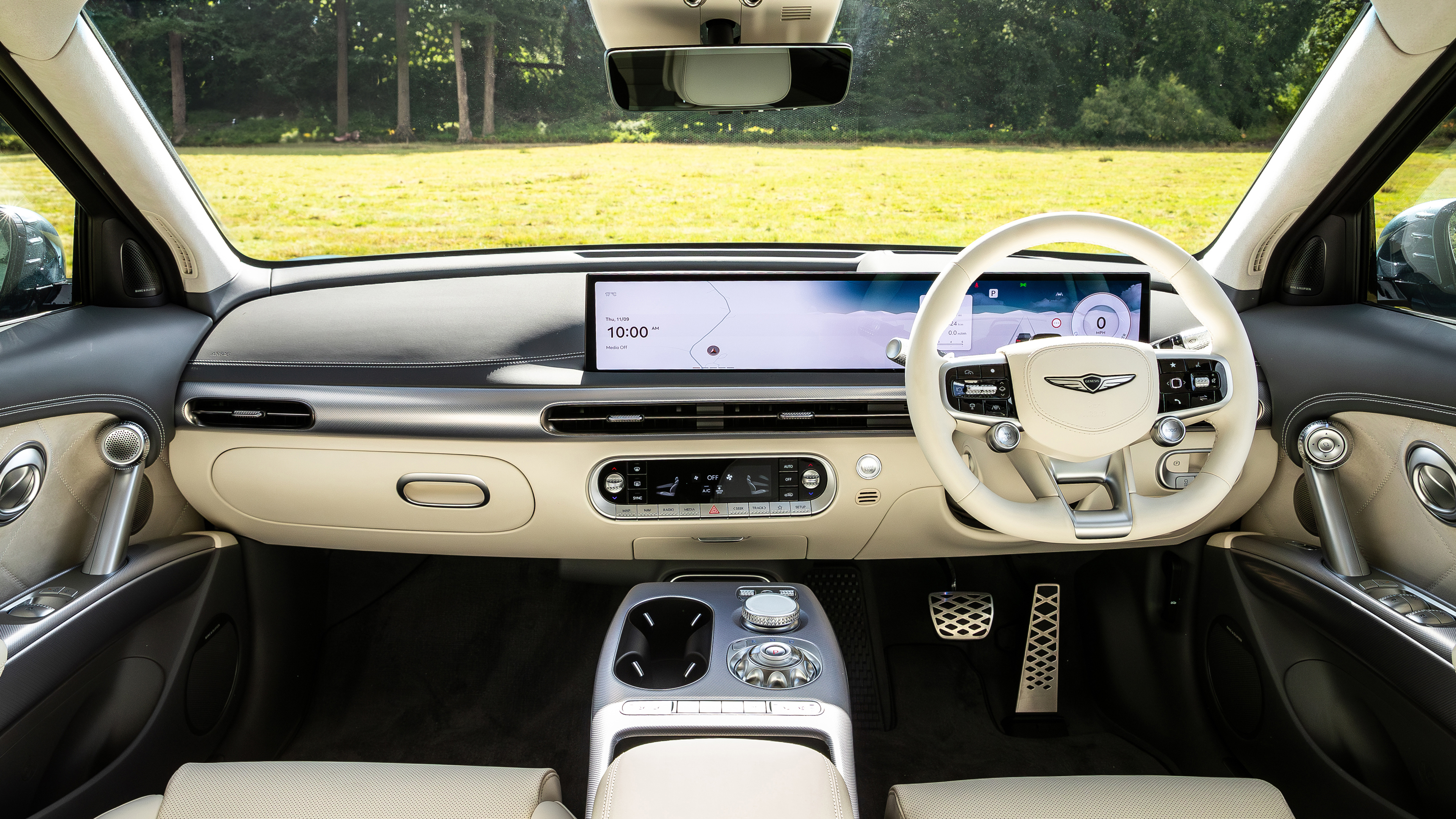 Genesis GV60 