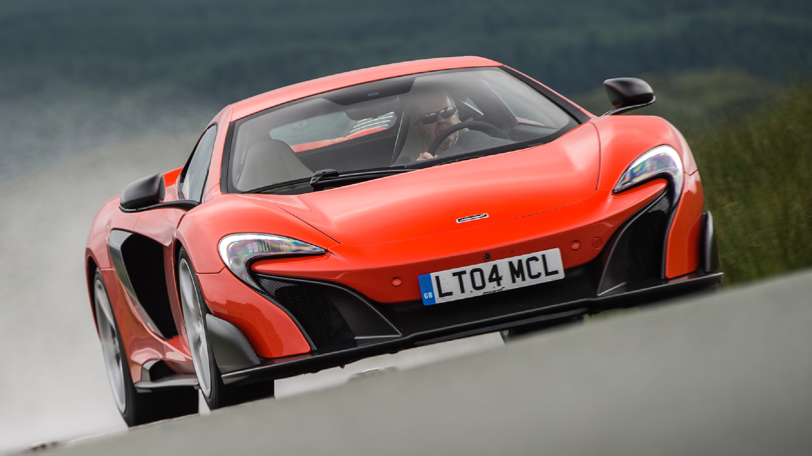 McLaren 675LT front