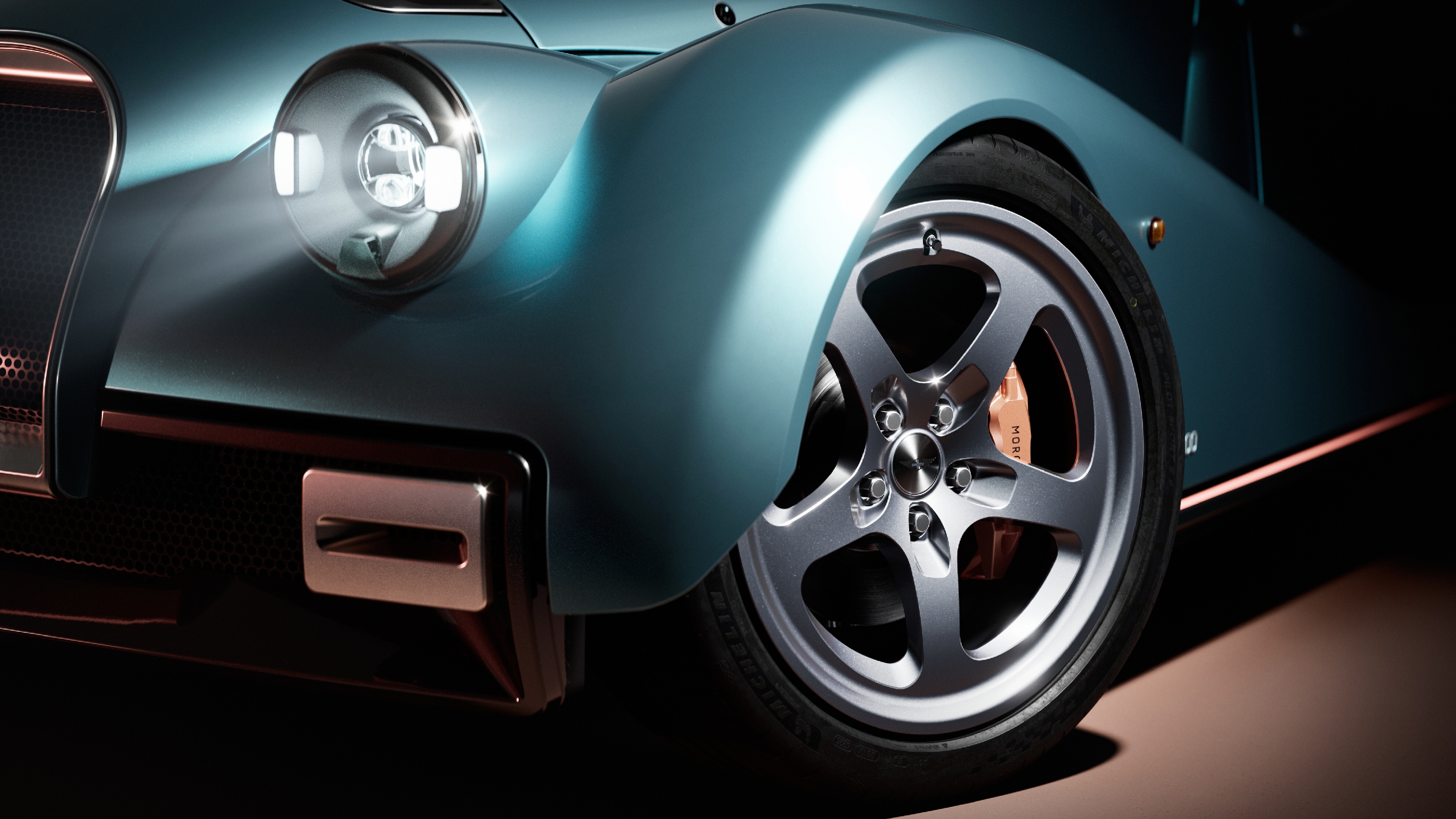 Morgan Supersport 400 front