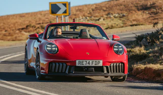 Porsche 911 Cabriolet – front