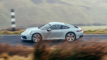 Porsche 911 Carrera S – side