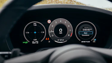 Porsche 911 Carrera S – dials