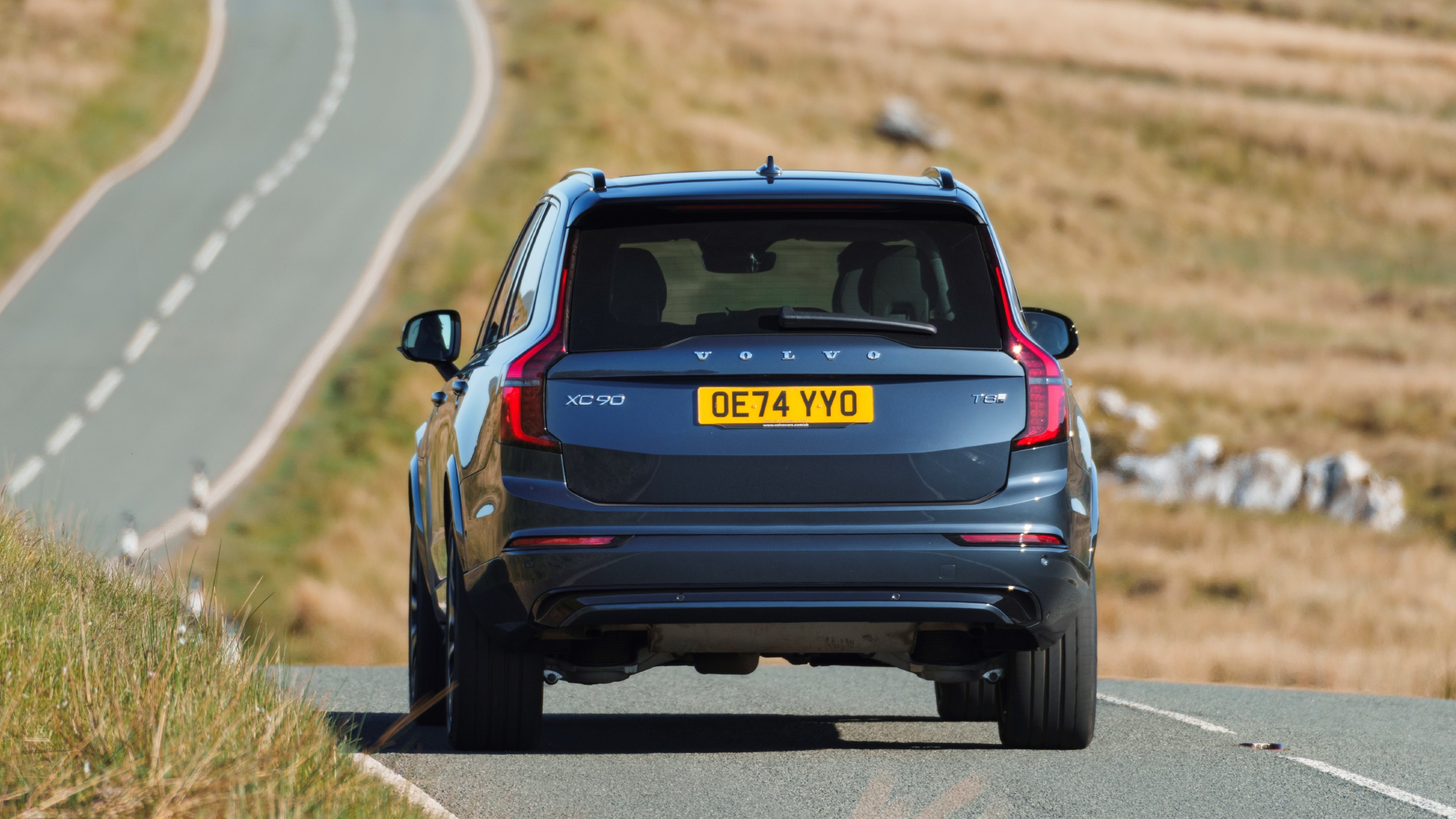 Volvo XC90 rear