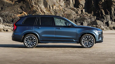 Volvo XC90 side