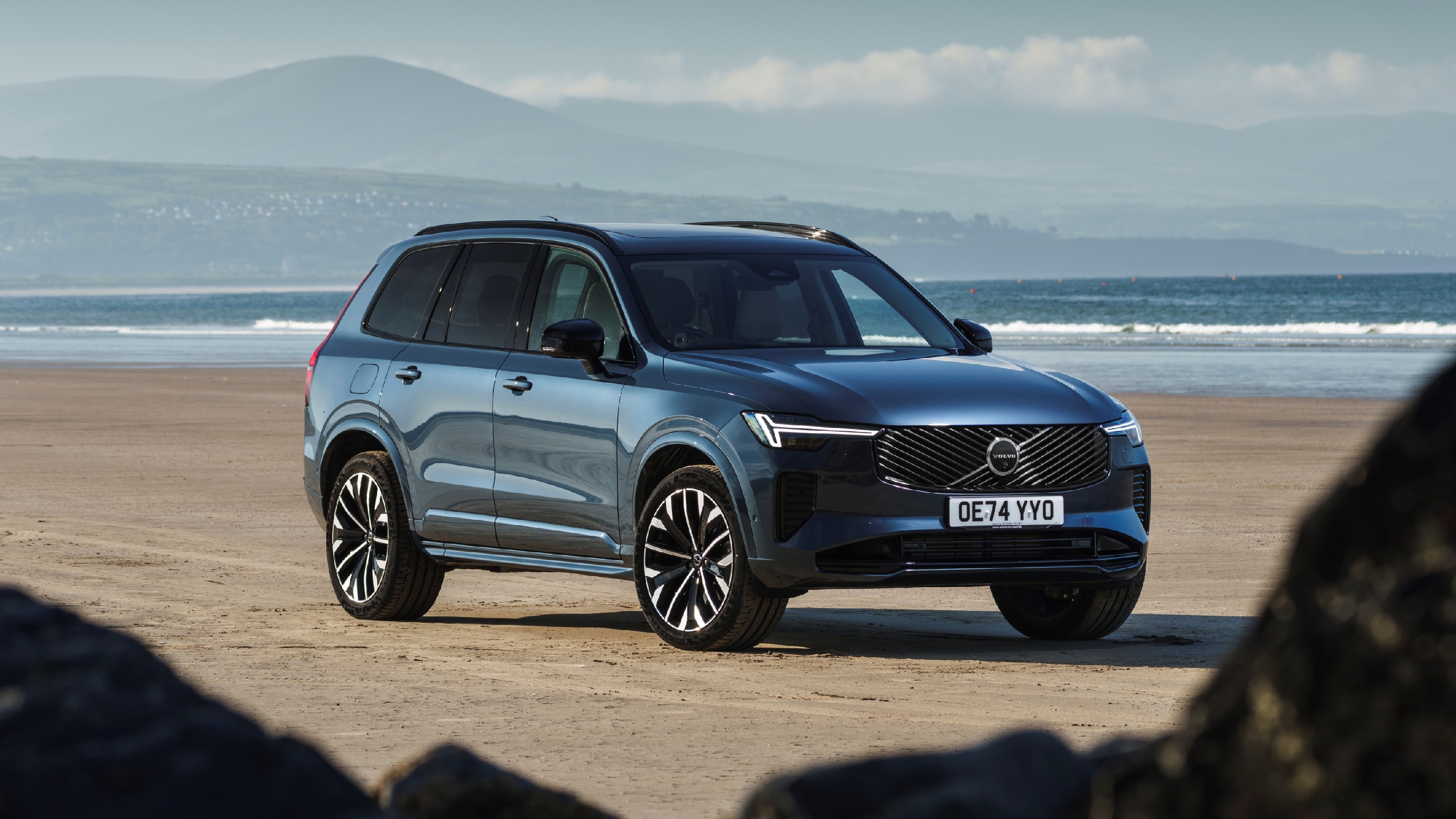 Volvo XC90 front