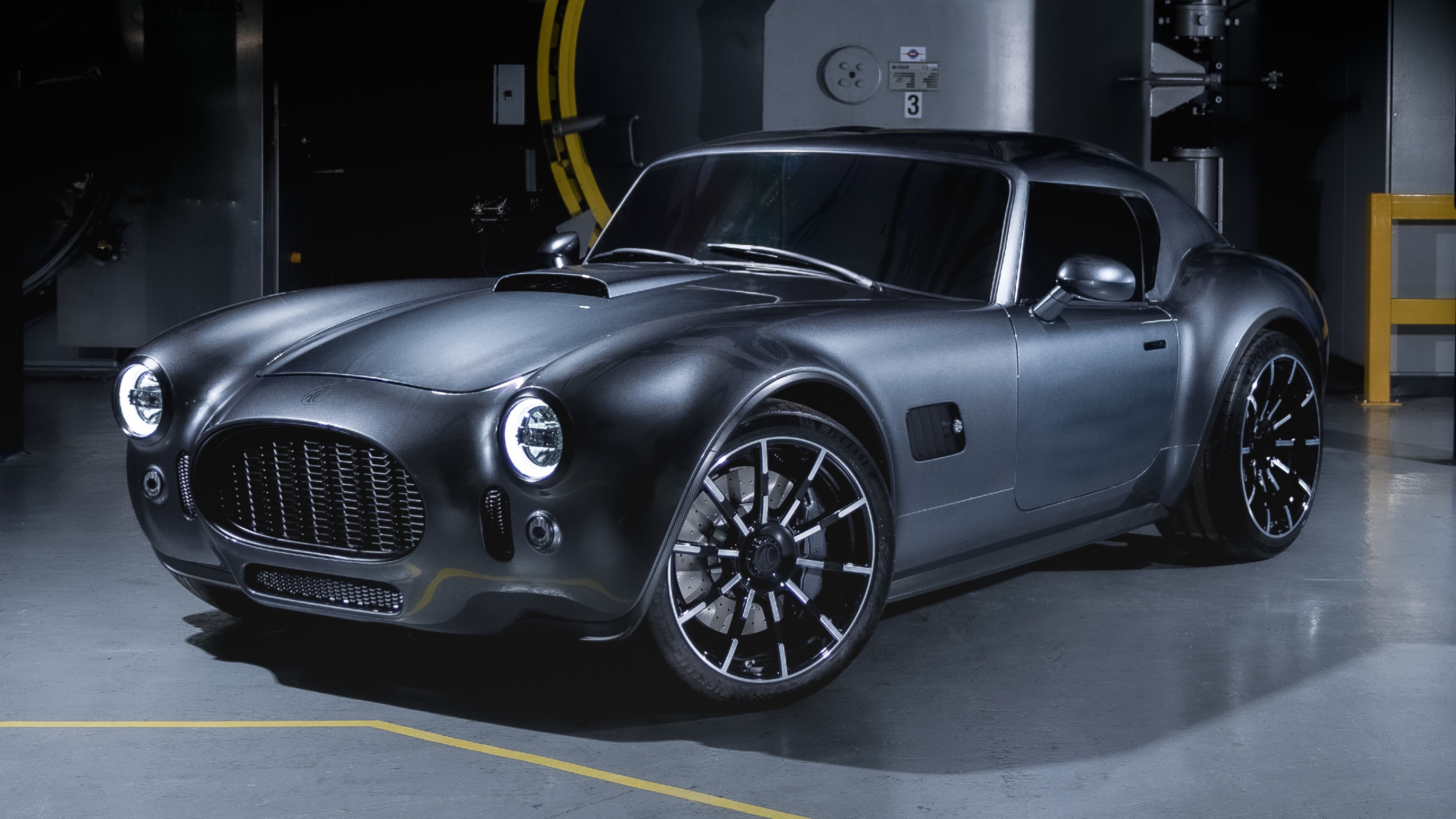 AC Cars Cobra GT Coupe front